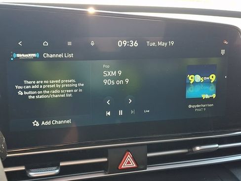 Used 2025 Hyundai Elantra SEL FWD image 18