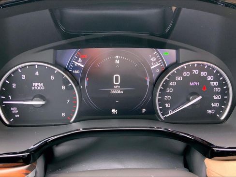 Used 2018 Cadillac XT5 Platinum w/ Driver Assist Package AWD/4WD image 21