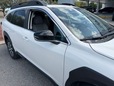 Used 2024 Subaru Outback Premium image 16