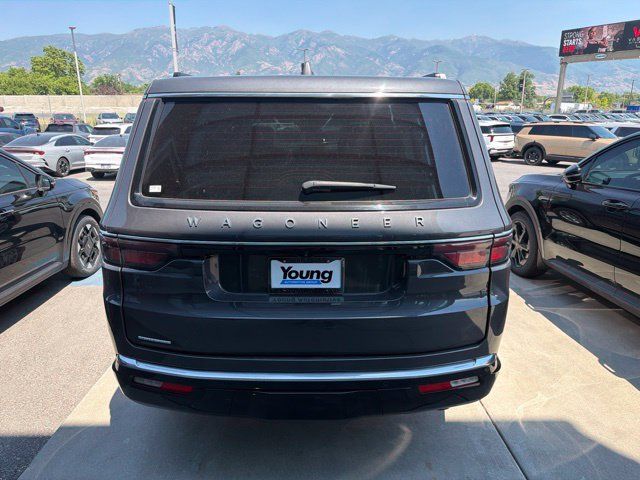 Used 2023 Jeep Wagoneer 4WD w/ HD Trailer Tow Package image 5