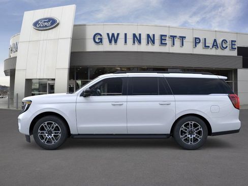 New 2025 Ford Expedition Max Active image 3