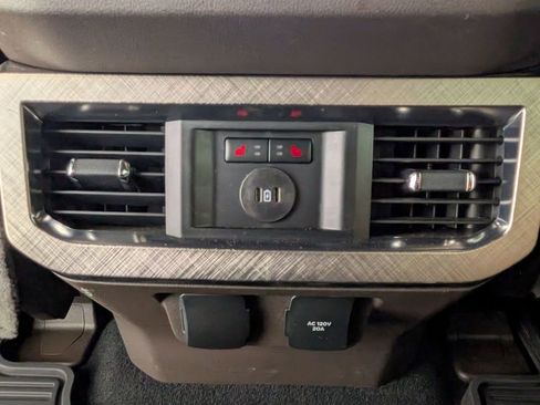 Used 2024 Ford F250 King Ranch w/ Chrome Package AWD/4WD image 24
