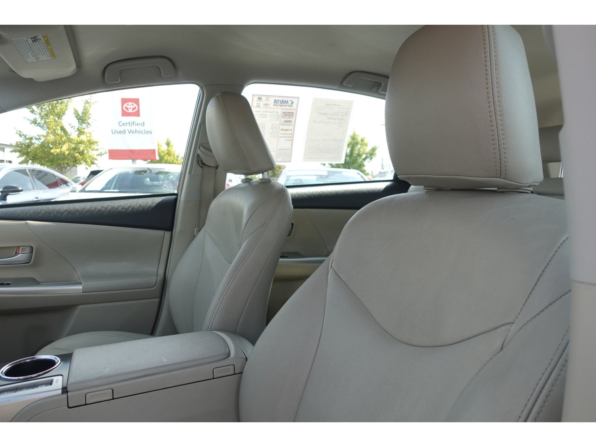 Used 2013 Toyota Prius V Three FWD image 10