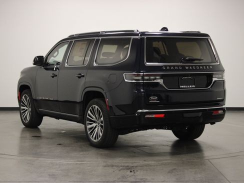 New 2023 Jeep Grand Wagoneer Series III AWD/4WD image 6