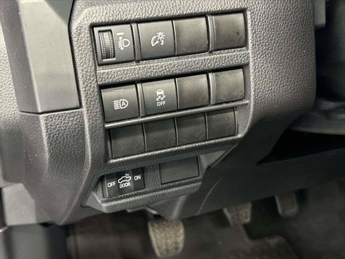 Certified 2024 Toyota Tacoma SR AWD/4WD image 19