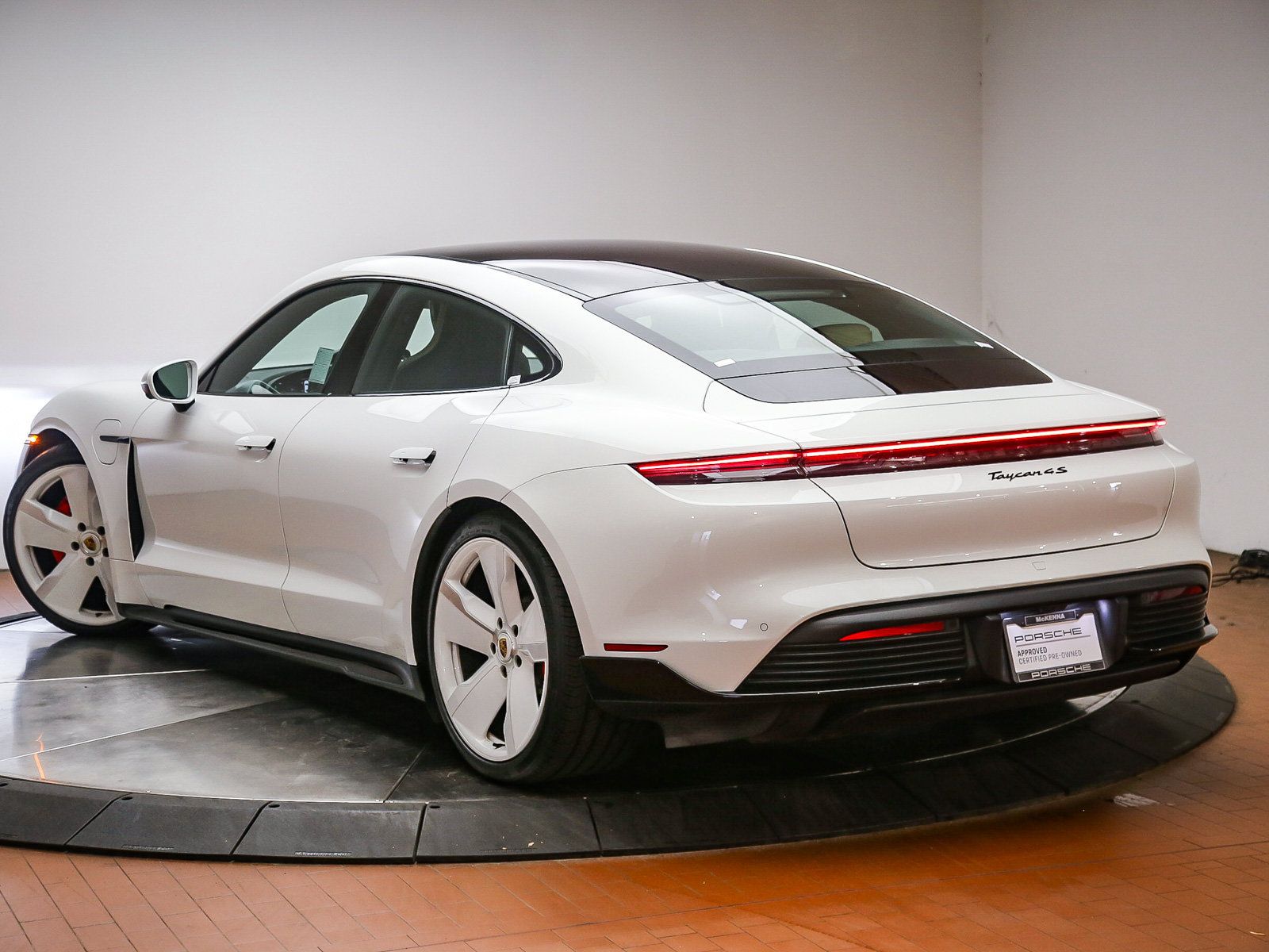 Certified 2021 Porsche Taycan 4S w/ Premium Package AWD/4WD image 3