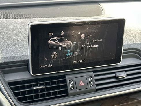 Used 2018 Audi Q5 2.0T Premium Plus w/ Premium Plus Package image 34