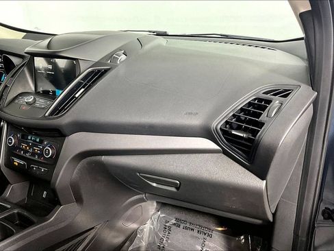 Used 2019 Ford Escape SE FWD image 16