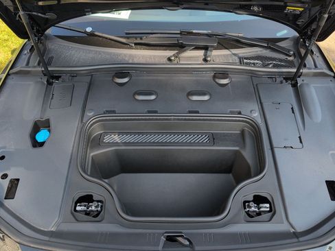 New 2025 Audi A6 e-tron Premium Plus image 28