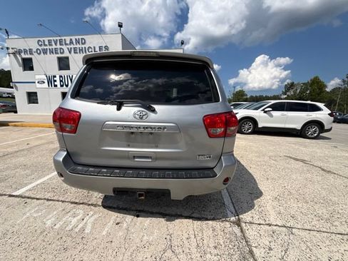 Used 2017 Toyota Sequoia SR5 AWD/4WD image 27