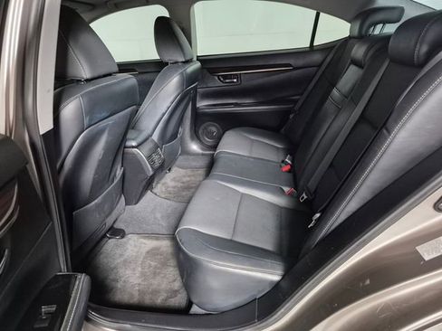 Used 2017 Lexus ES 350 w/ Premium Package image 32