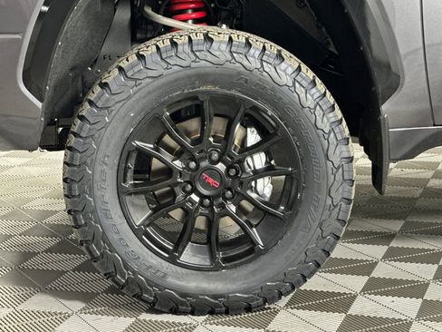 New 2025 Toyota Tundra Limited image 24