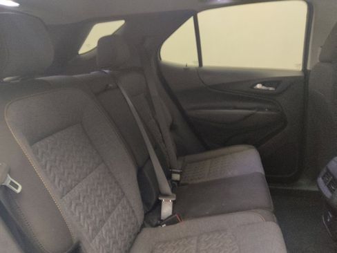 Used 2024 Chevrolet Equinox LT AWD/4WD image 19