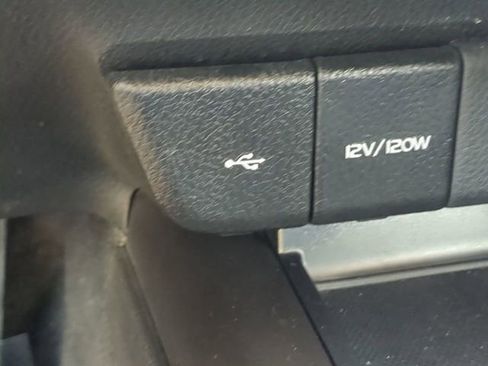 Used 2024 Toyota Camry SE image 20