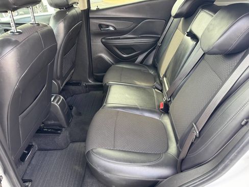 Used 2018 Buick Encore Preferred image 18