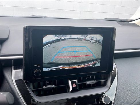 Used 2025 Toyota Corolla LE image 26