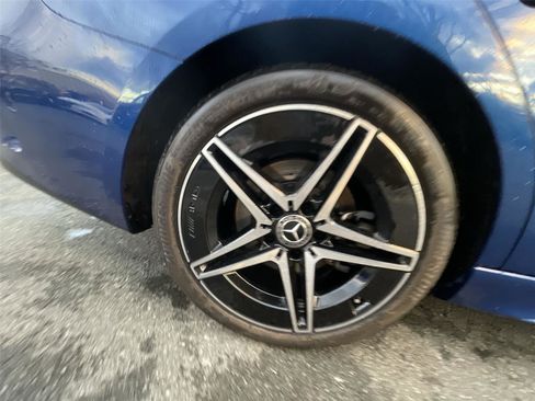 Used 2023 Mercedes-Benz C 300 4MATIC Sedan image 25