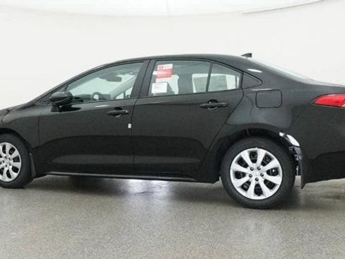 New 2026 Toyota Corolla LE FWD image 23