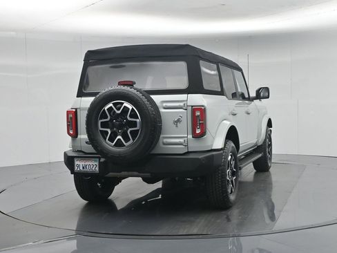 Used 2023 Ford Bronco Outer Banks AWD/4WD image 58