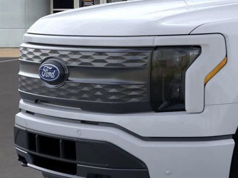 New 2025 Ford F150 Lightning Lariat image 17