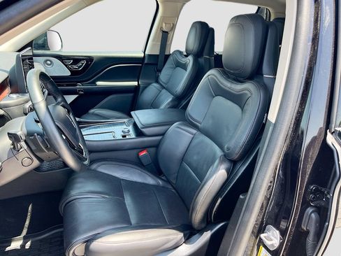 Used 2023 Lincoln Aviator Reserve w/ Equipment Group 201A RWD image 22