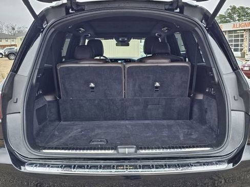 Used 2023 Mercedes-Benz GLS 450 4MATIC image 32