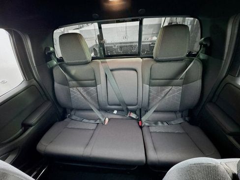 New 2026 Nissan Frontier SV w/ Tow Package AWD/4WD image 19