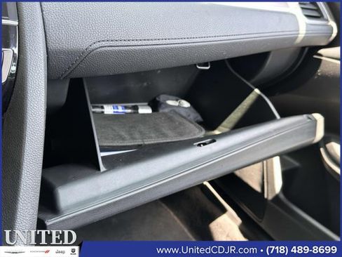 Used 2016 Honda Civic Touring image 30