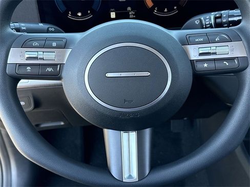 New 2026 Hyundai Kona SE image 15