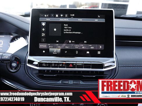 New 2026 Jeep Compass Latitude image 20