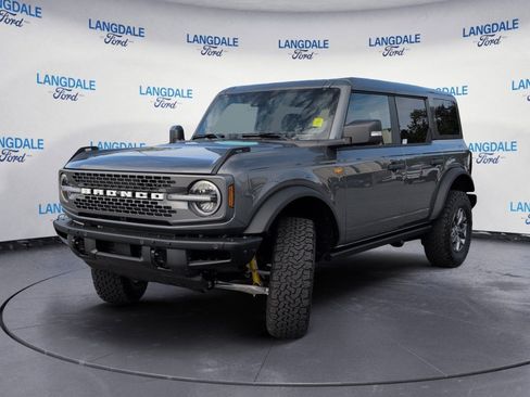 New 2025 Ford Bronco Badlands image 11