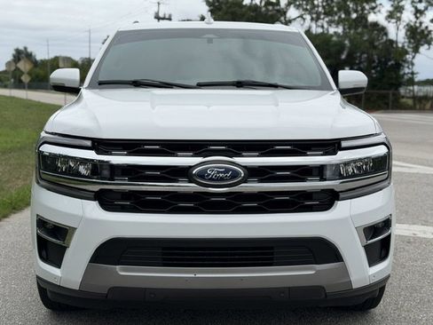 Used 2022 Ford Expedition Max Limited RWD image 8