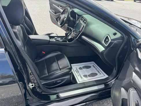 Used 2017 Nissan Maxima 3.5 SL image 10