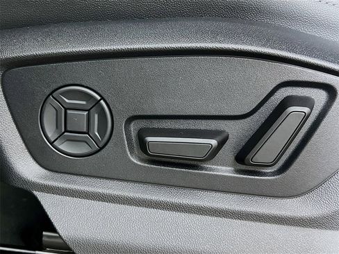 New 2026 Audi Q8 Premium Plus image 19