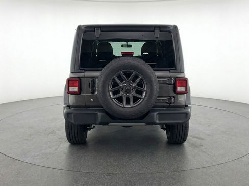 Used 2025 Jeep Wrangler Sport S image 7