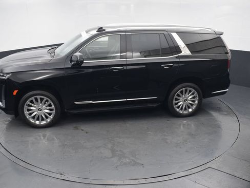 Certified 2024 Cadillac Escalade Premium Luxury w/ Performance Package AWD/4WD image 45
