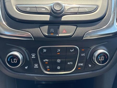 Used 2024 Chevrolet Equinox LT w/ LPO, Floor Liner Package FWD image 35