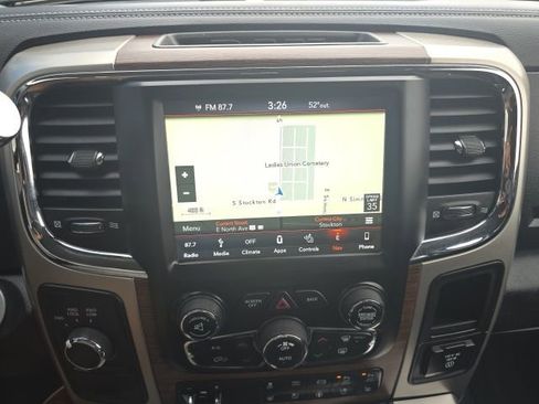 Used 2018 RAM 2500 Laramie image 26