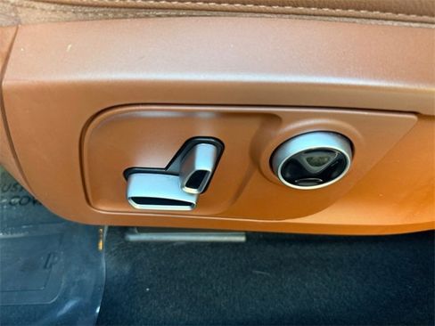 Used 2022 Maserati Levante GT image 12