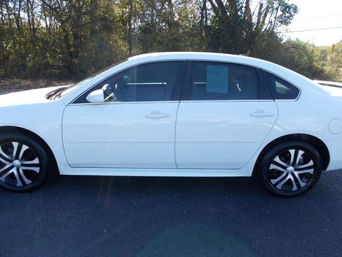 Used 2011 Chevrolet Impala LS image 6