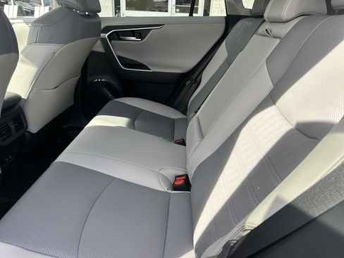 Used 2025 Toyota RAV4 Limited w/ Advanced Technology Package image 12