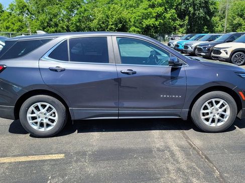 Used 2023 Chevrolet Equinox LT FWD image 7