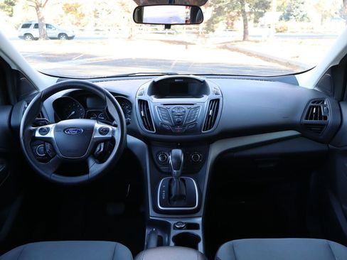 Used 2014 Ford Escape SE image 16