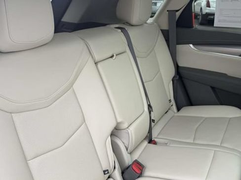 Certified 2024 Cadillac XT5 Premium Luxury AWD/4WD image 23