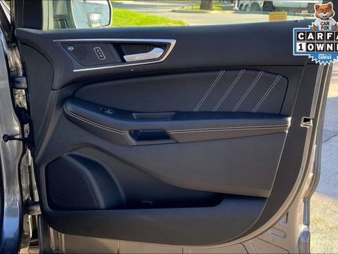 Used 2022 Ford Edge ST image 23