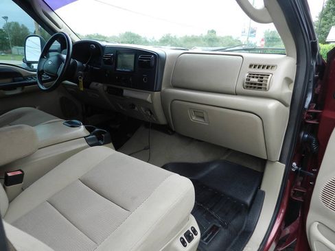 Used 2006 Ford F250 XLT AWD/4WD image 13