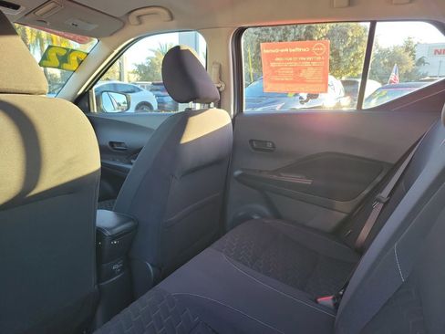 Certified 2022 Nissan Kicks S image 8