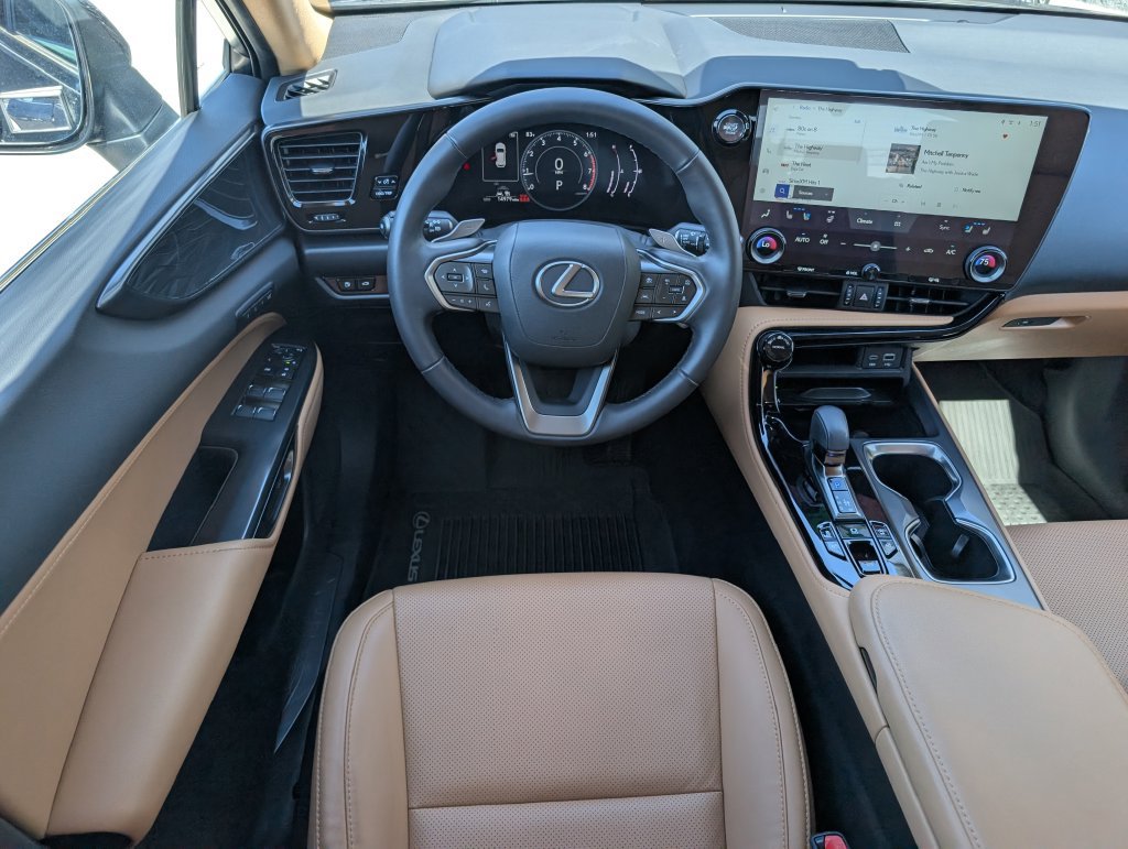 Used 2025 Lexus NX 350 AWD w/ Accessory Package (2T) image 3