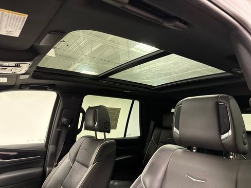 Used 2023 Cadillac Escalade Sport w/ LPO, ONYX Package AWD/4WD image 27