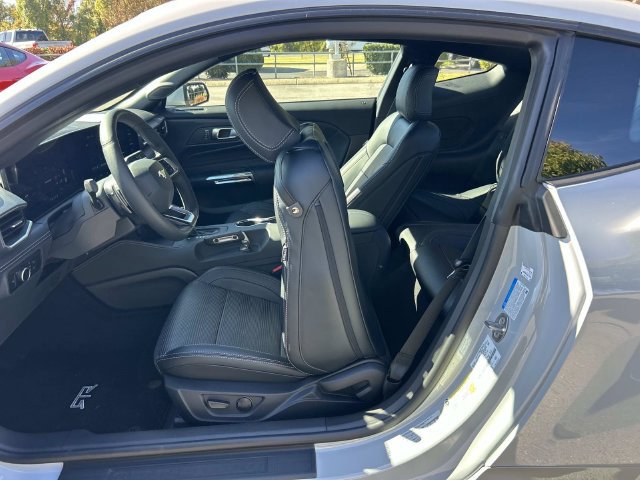 Used 2026 Ford Mustang GT Premium w/ GT Performance Package RWD image 15
